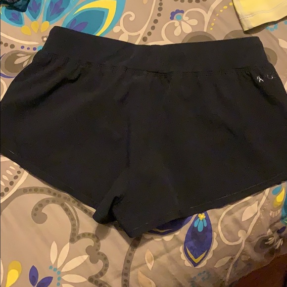 Rip curl beach shorts! - Picture 2 of 3